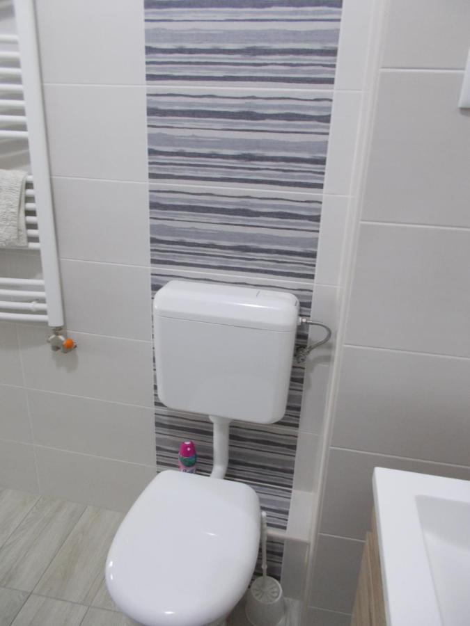 Green Szallashely Apartment Debrecen Bagian luar foto